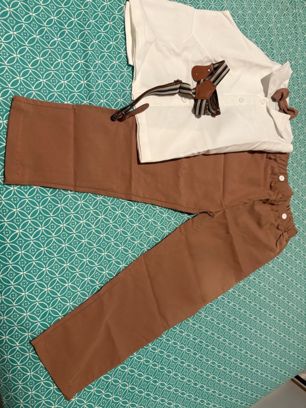 White Button-Up Shirt and Brown Trousers Set with Striped Belt